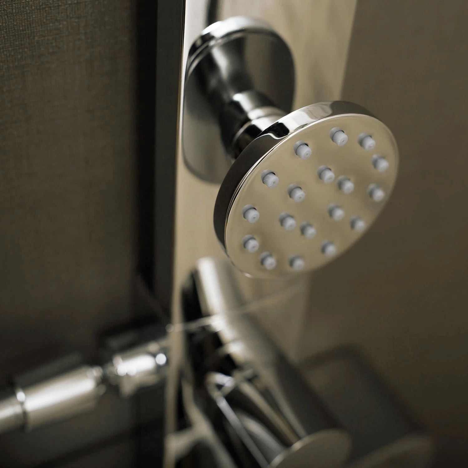 DAX Shower System With Round Rain Shower Head, 3 Nozzles, Hand Shower And Individual Controls, Wall Mount, Brass Body, Chrome Finish (DAX-FH8452-675) 7 DAX Shower System With Round Rain Shower Head, 3 Nozzles, Hand Shower And Individual Controls, Wall Mount, Brass Body, Chrome Finish (DAX-FH8452-675) - Image 7