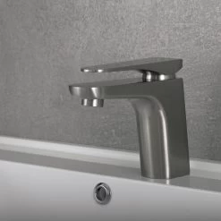 DAX Single Handle Bathroom Faucet, Brass Body, Brushed Finish, 6-7/8 X 5-5/16 Inches (DAX-805A-BN)