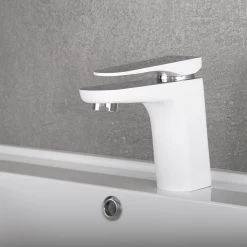 DAX Single Handle Bathroom Faucet, Brass Body, White Finish, 6-7/8 X 5-5/16 Inches (DAX-805A-CW)