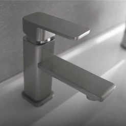 DAX Single Handle Bathroom Faucet, Brass Body, Brushed Finish, 5-15/16 X 6-1/8 Inches (DAX-8510-BN) -Bathroom Shop DAX 8510 BN 03